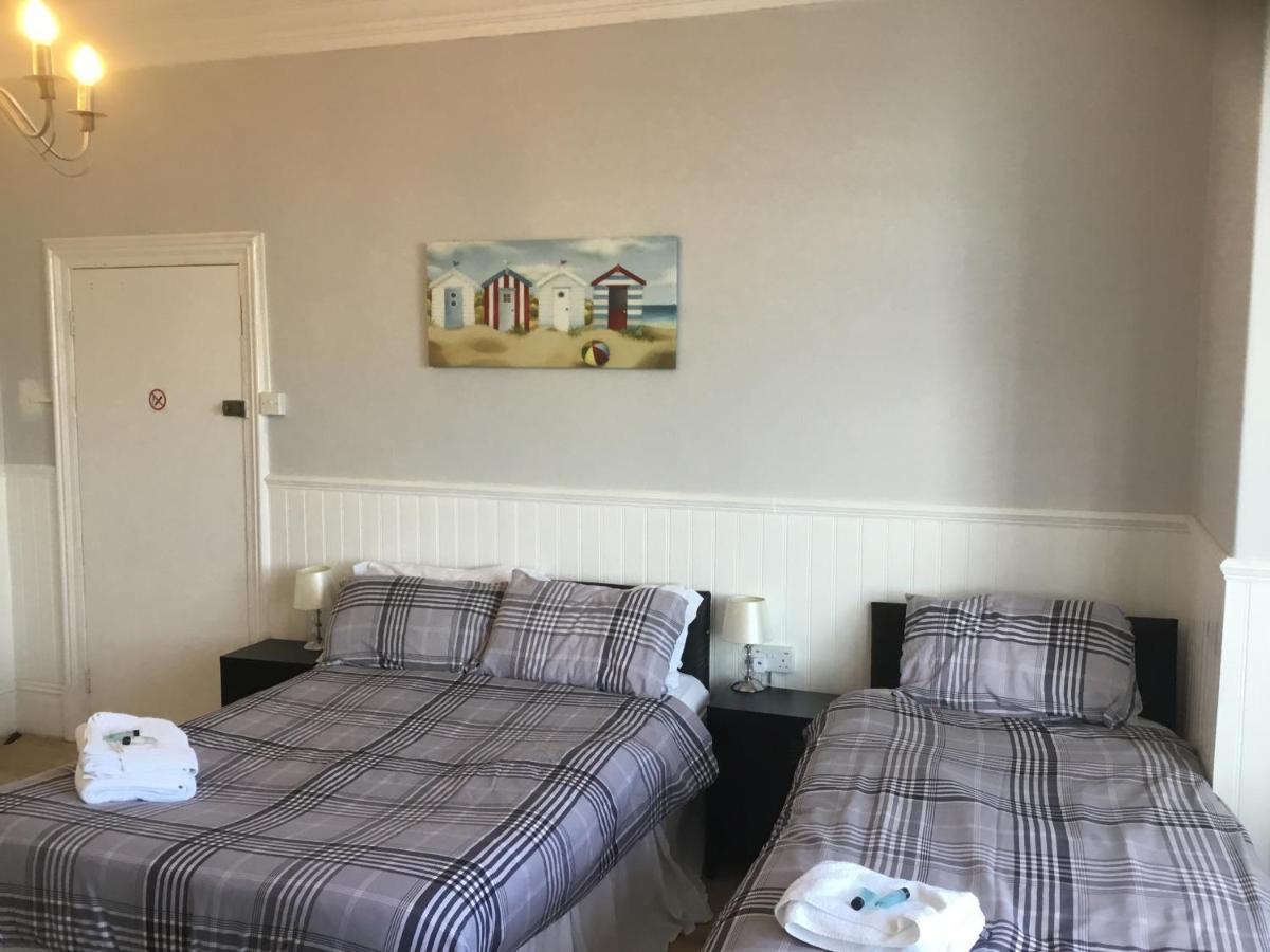 Cara Guesthouse Whitley Bay Exteriör bild