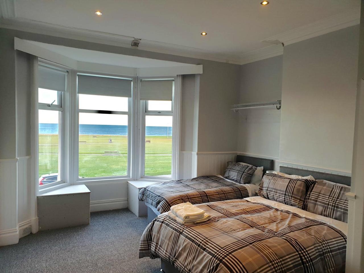 Cara Guesthouse Whitley Bay Exteriör bild