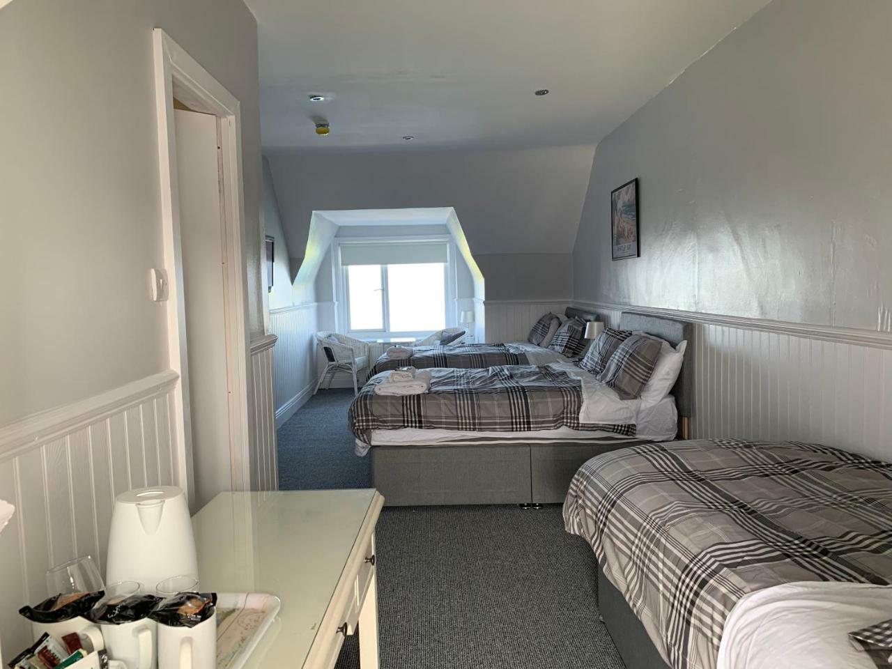 Cara Guesthouse Whitley Bay Exteriör bild